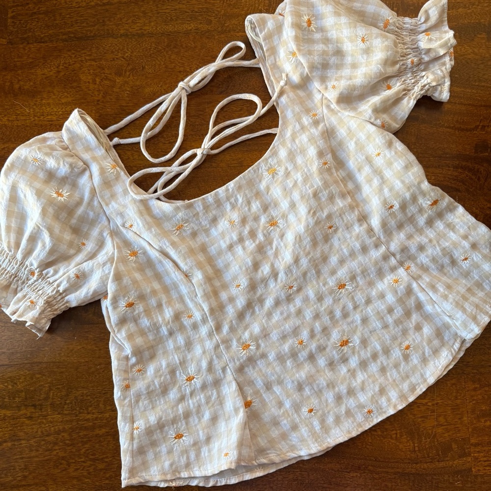 Kirious Gingham Daisy Top